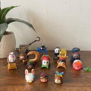 Disney Tsum Tsum Figurine Set